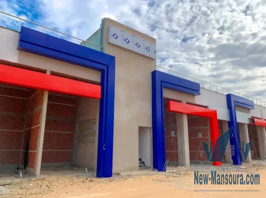 The lowest price available in Al Safwa Mall in Sunset 3 Compound in Ras Al Bar City, a commercial store with a restaurant activity 30 square meters